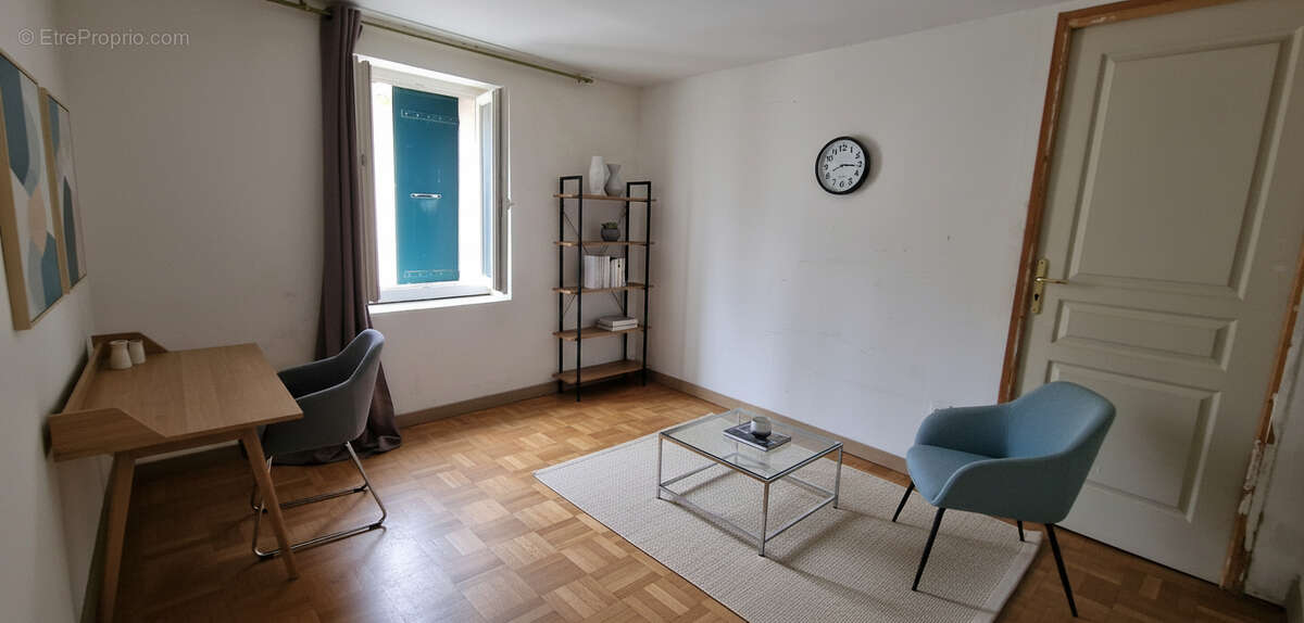 Maison à COURTHEZON