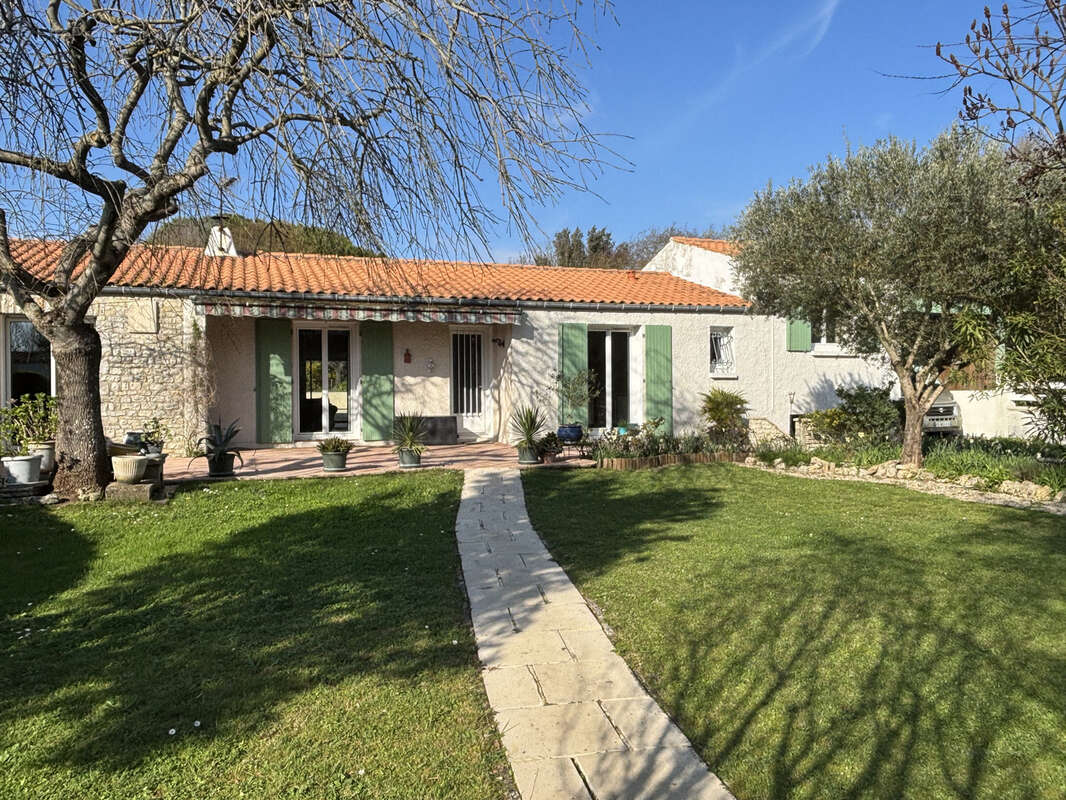 Maison à NIEUL-SUR-MER