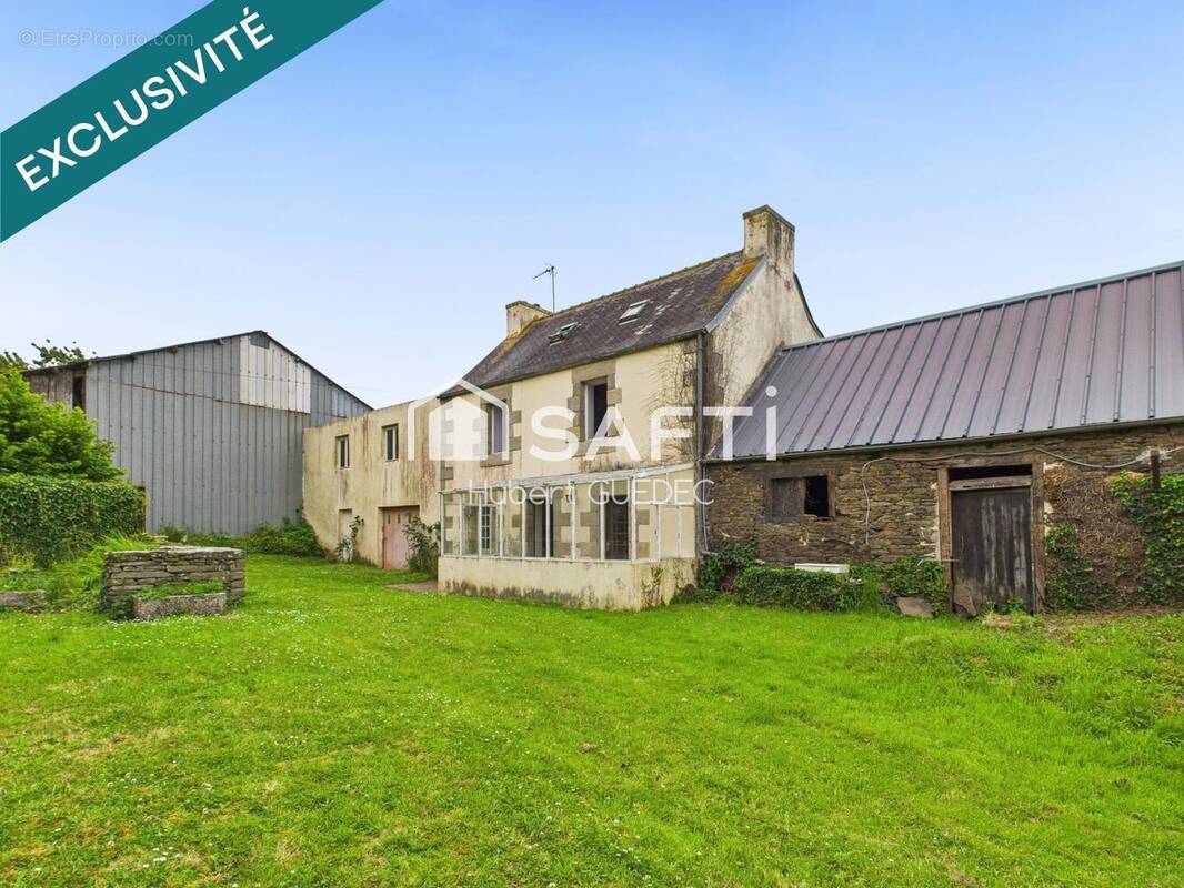 Photo 1 - Maison à SAINT-MARTIN-DES-CHAMPS