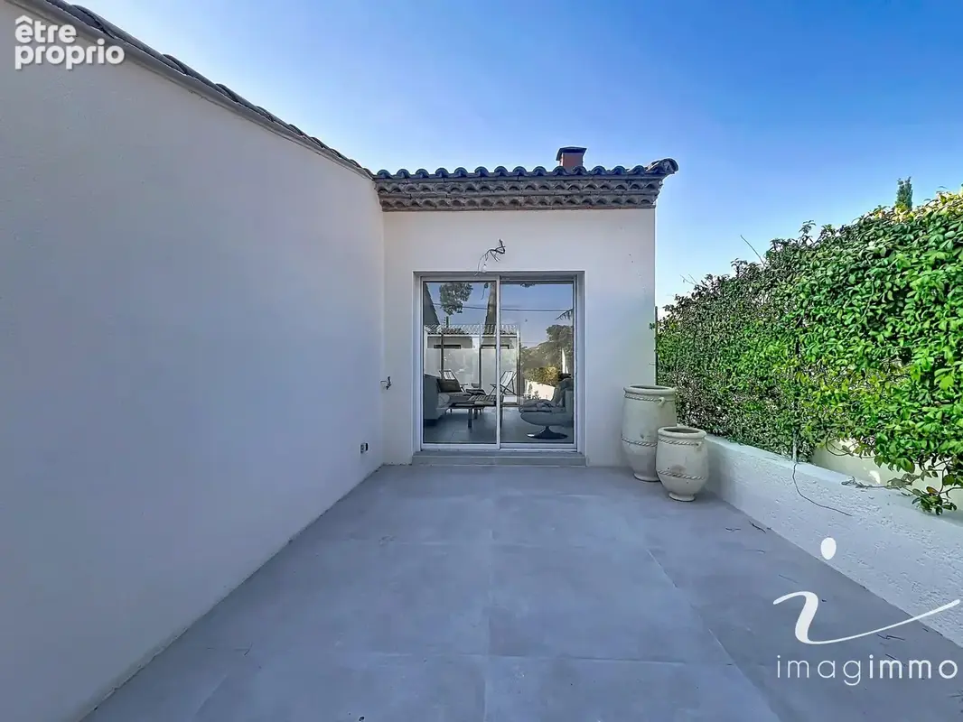 CASTELNAU-LE-LEZ : Spacieuse villa de 190m2 de type 6 avec piscine - photo 18