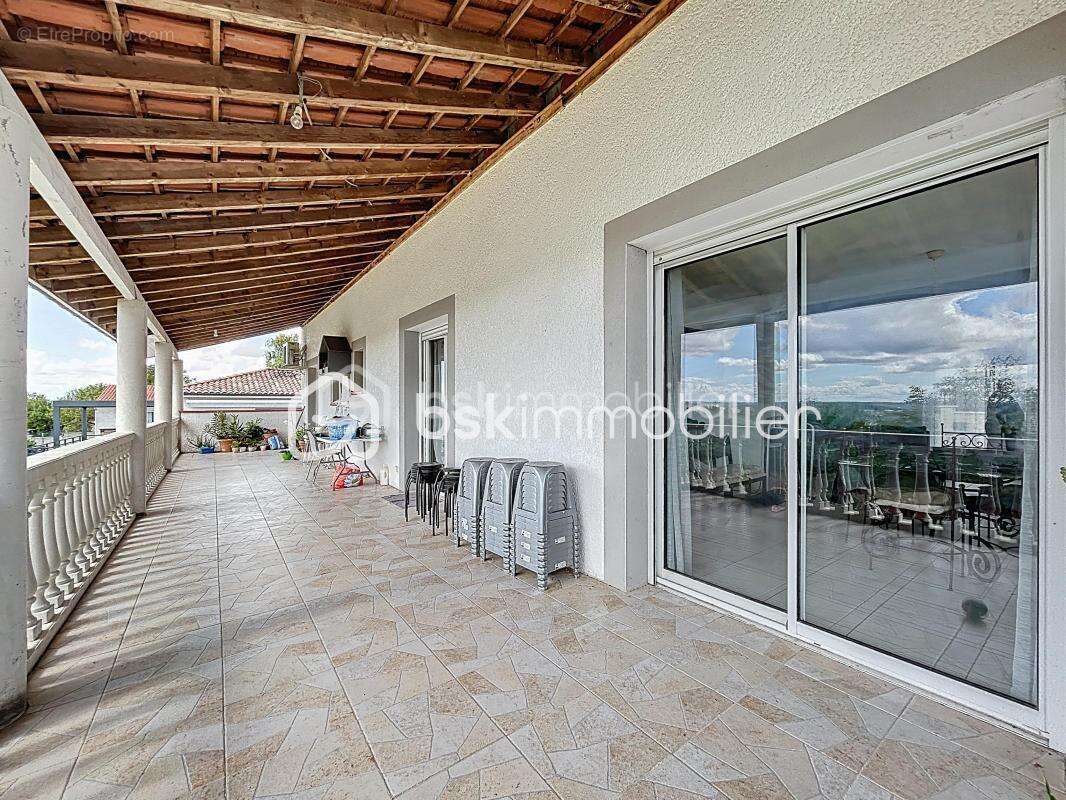 Maison à CASTELNAU-D&#039;ESTRETEFONDS