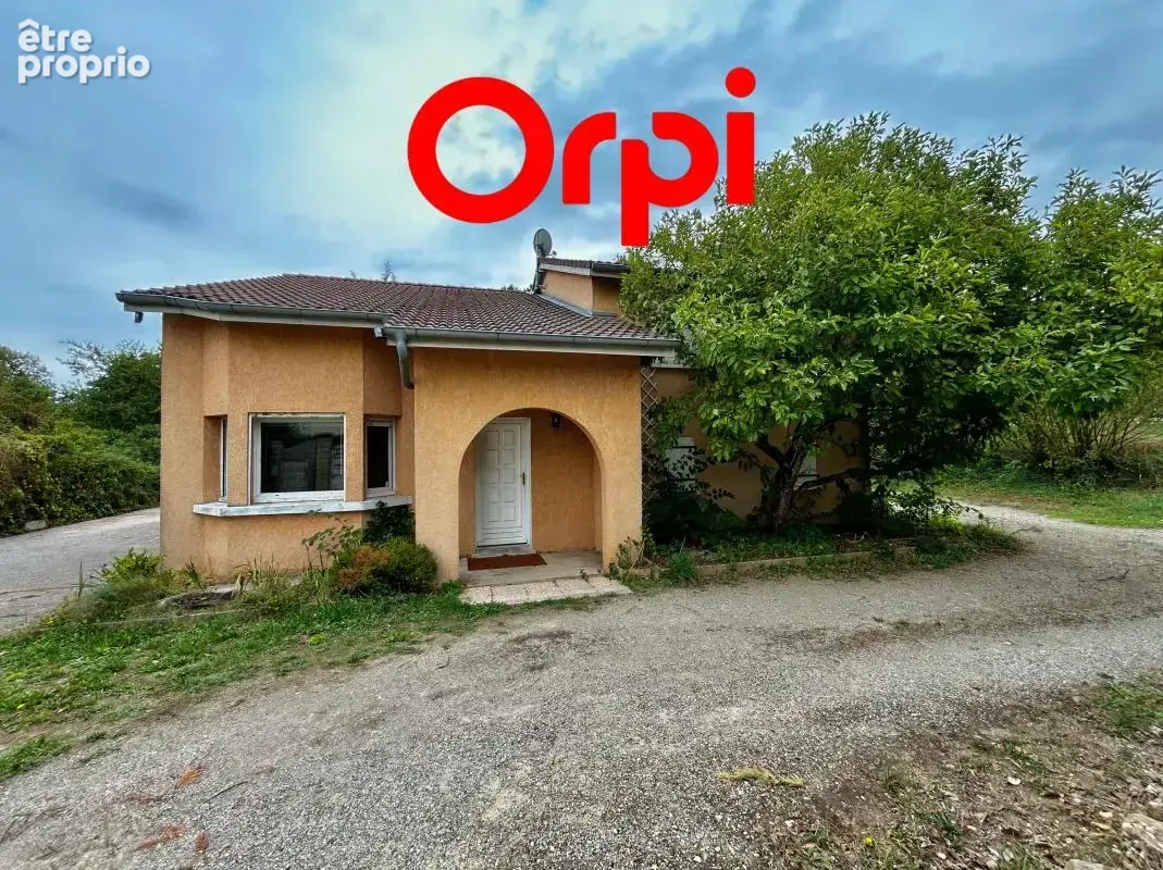 Maison à LA VERPILLIERE