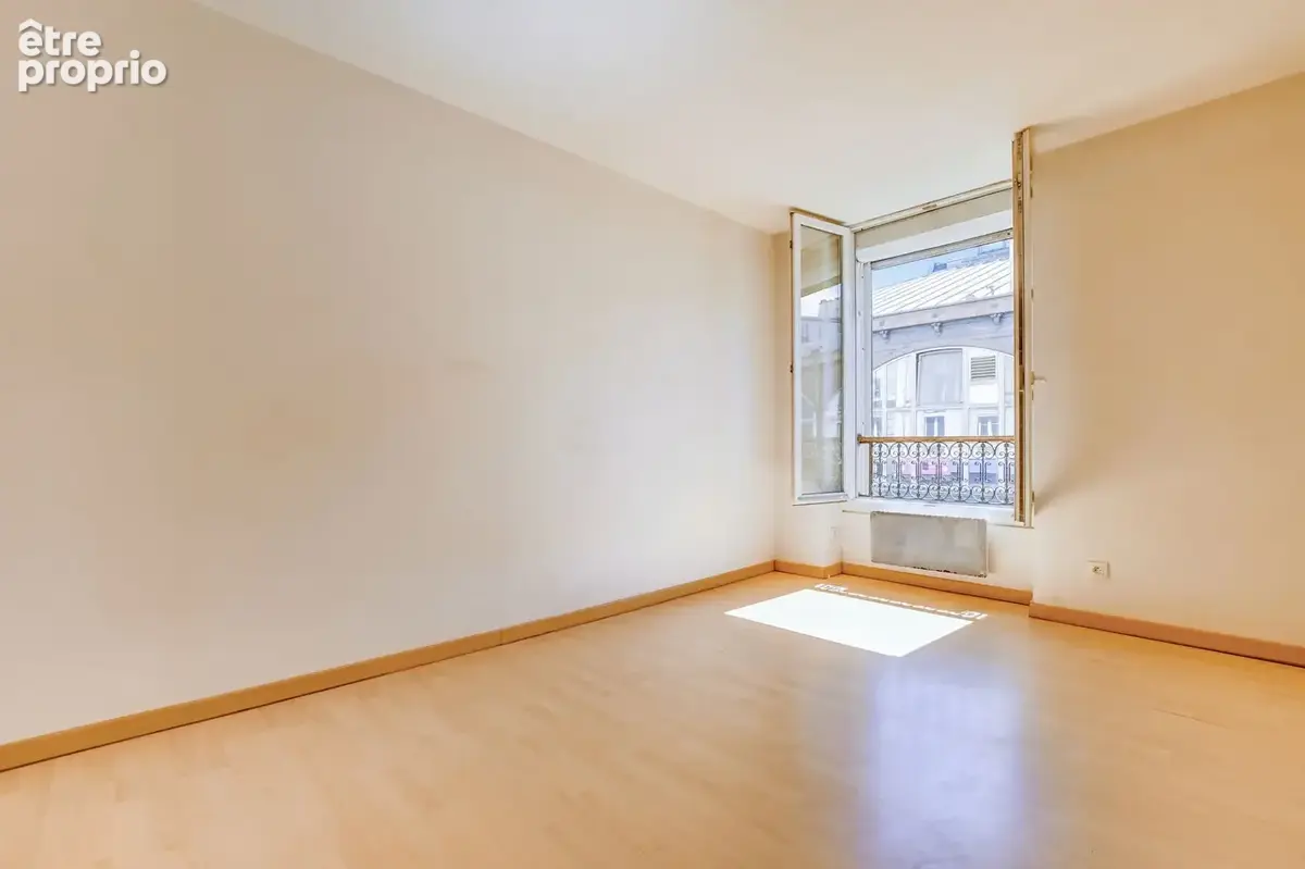 Appartement Paris 1 pièce(s) 29.05 m2 - photo 5