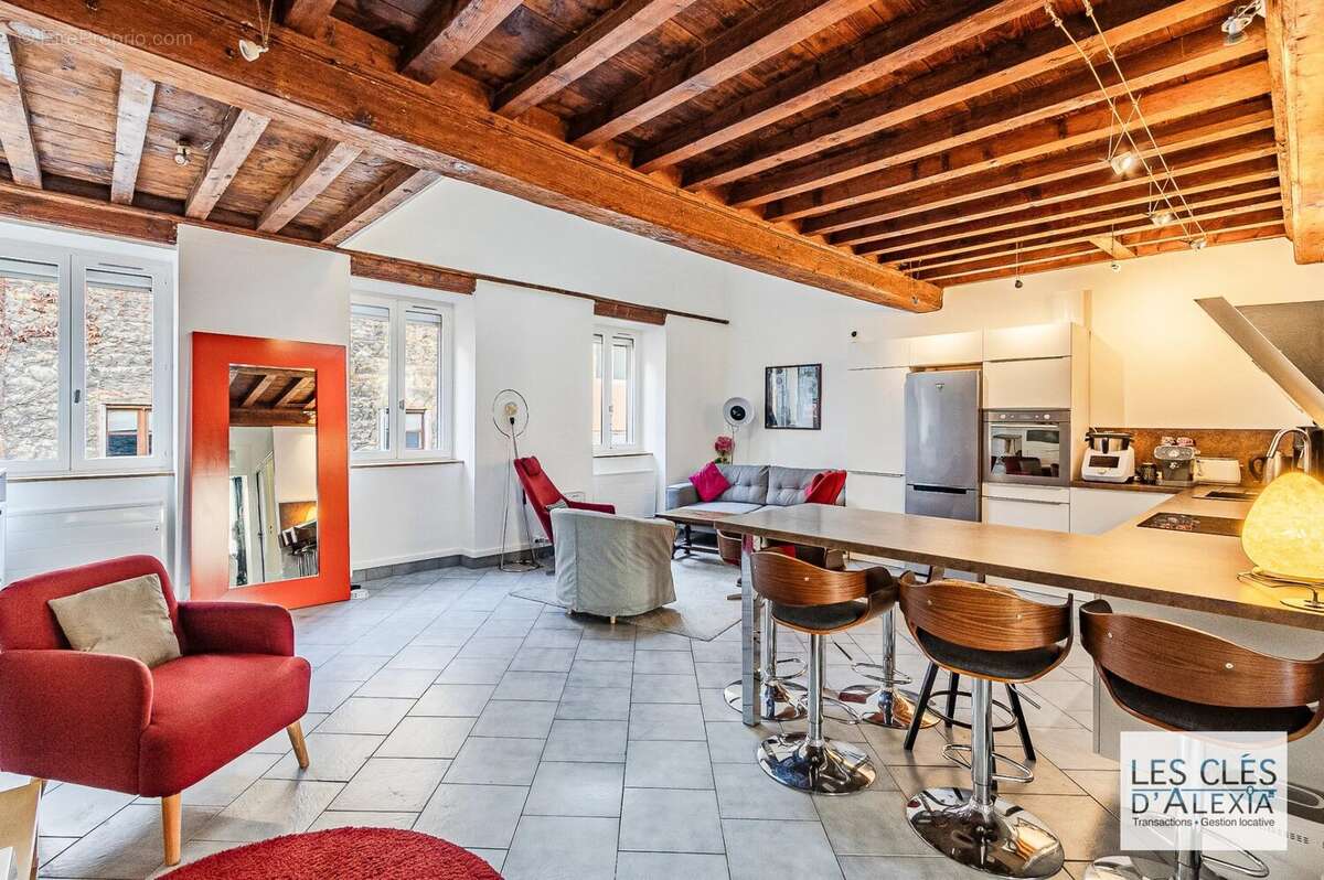 Duplex esprit maison 140 m² avec cour – Bien rare à Lyon 3 - photo 2