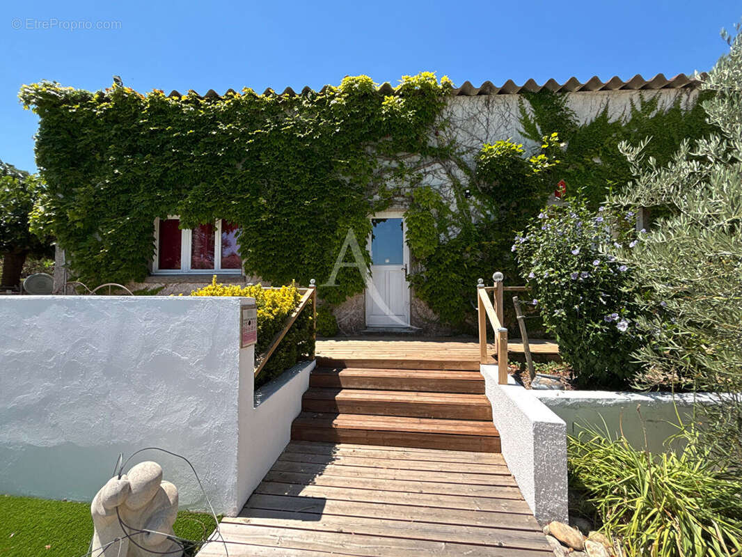 Domaine à CARCASSONNE avec piscine, gîte et chambres d'hôtes - photo 6