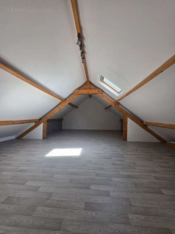 Pavillon individuel 6 chambres Beaux volumes  Jardin clos - photo 6