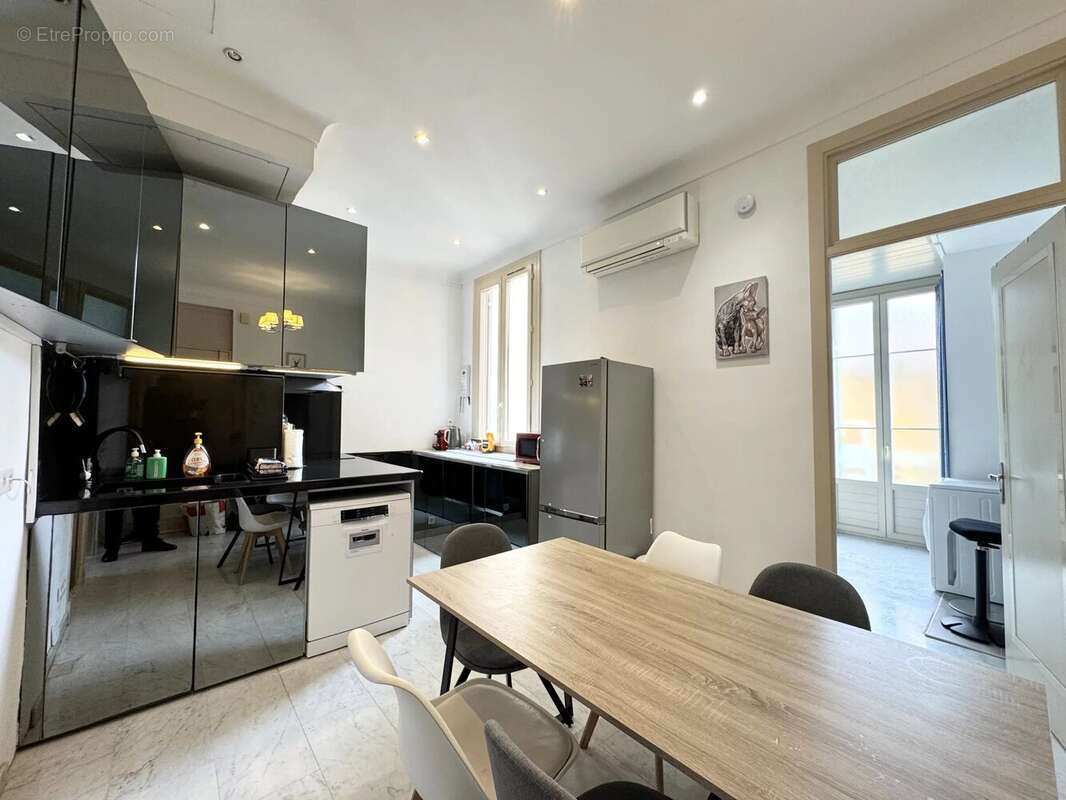 Appartement à BEAUSOLEIL