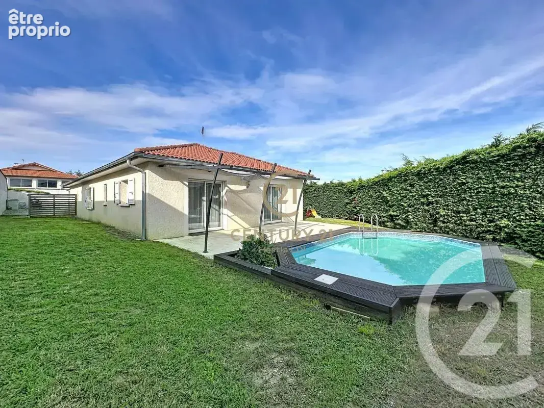 Maison 97 m² à Rive-De-Gier  - photo 1