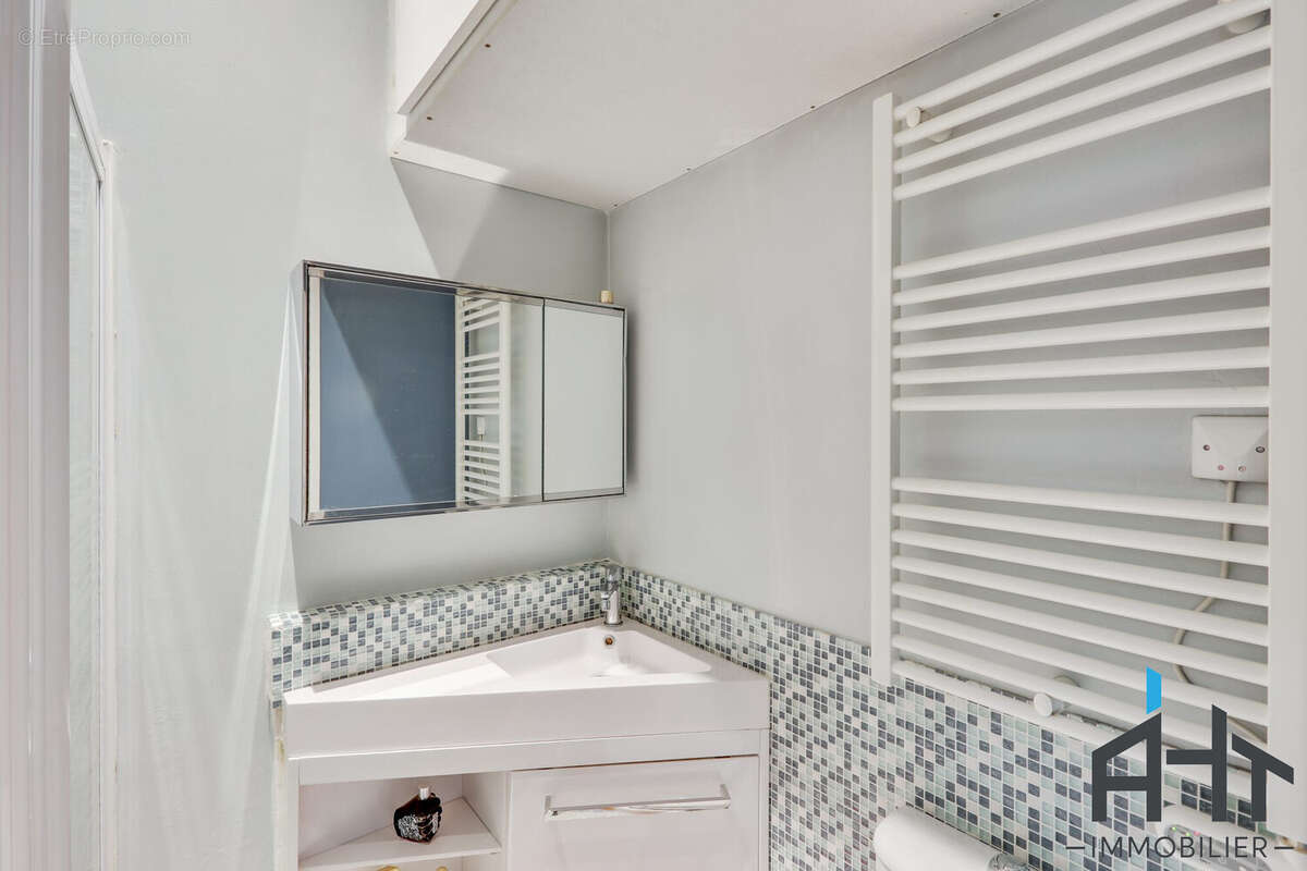 Appartement à PARIS-12E