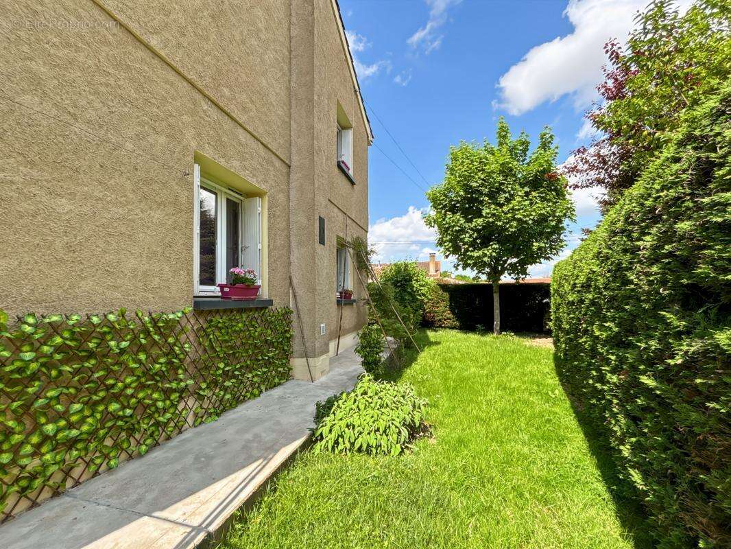 Maison à FLEURANCE