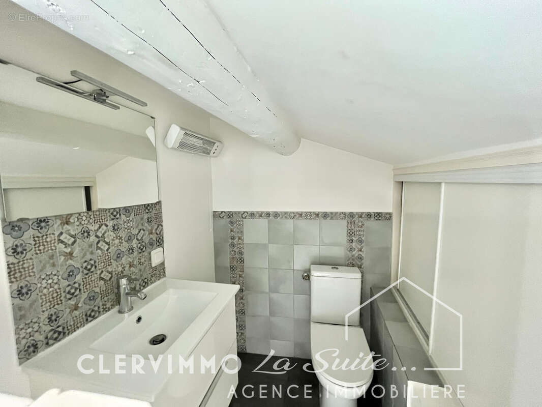 Appartement à MARSEILLE-11E