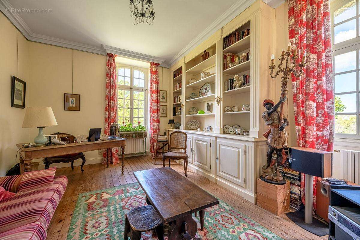 Maison à SAINTE-ALVERE