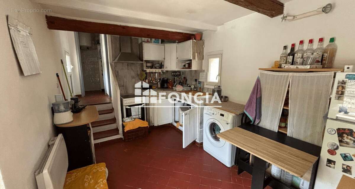 Appartement à PERNES-LES-FONTAINES