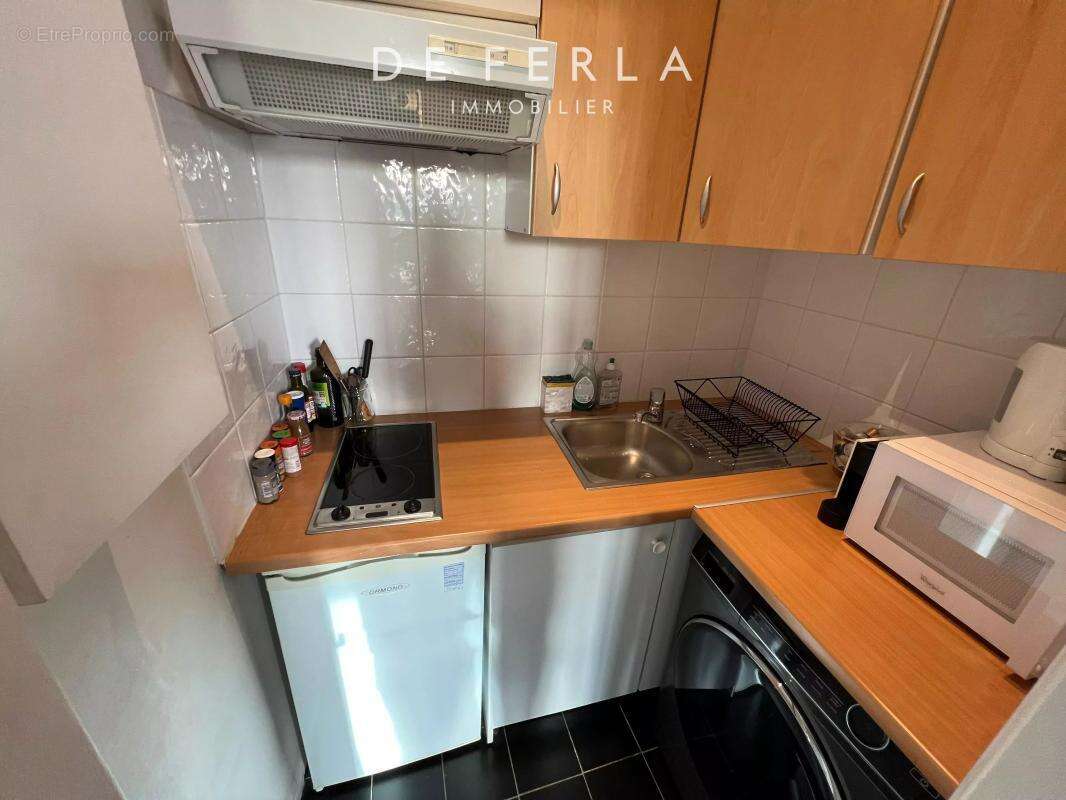 Appartement à PARIS-7E
