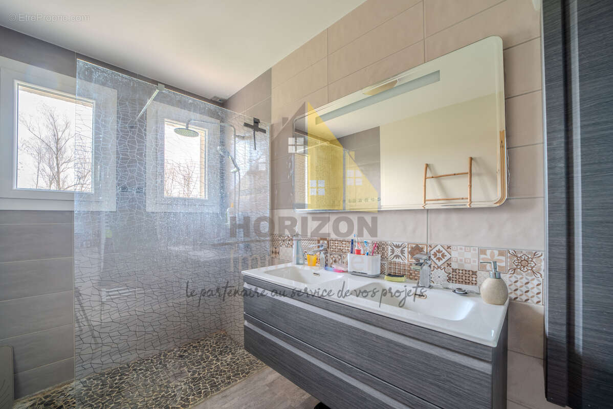 Maison à BLETTERANS