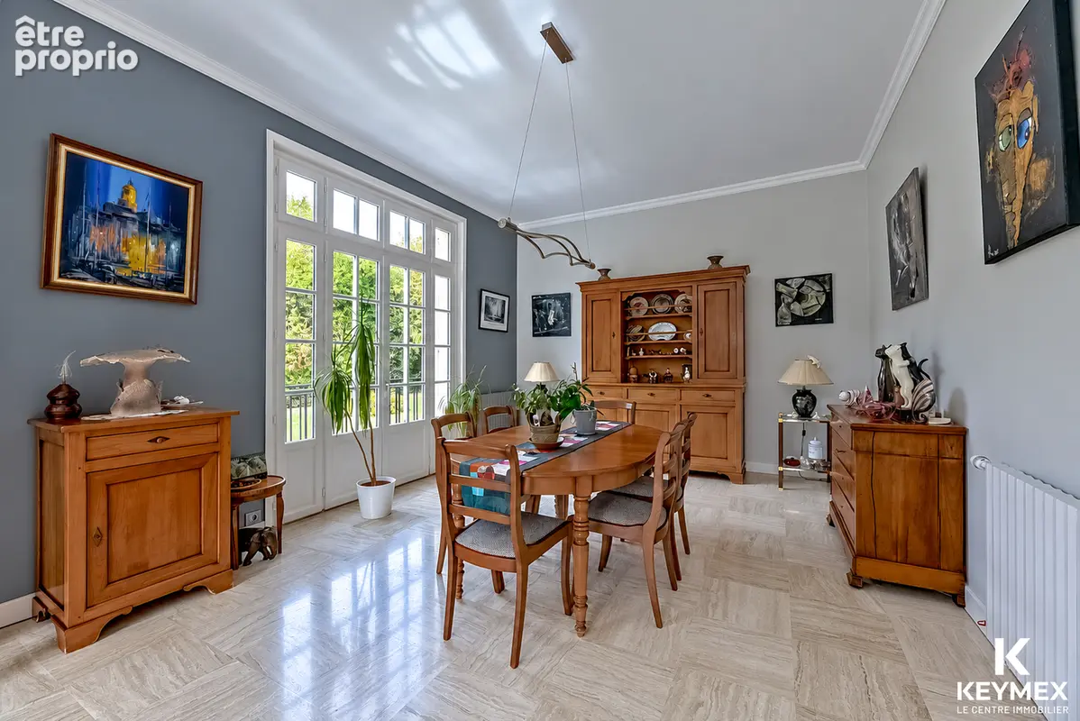 Magnifique maison de maître avec piscine, parc et beau potentiel - photo 5