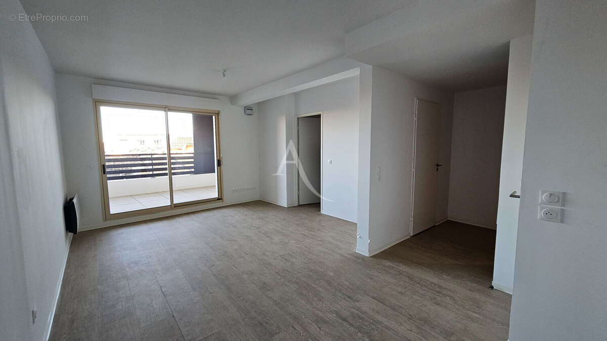 Appartement à NIMES