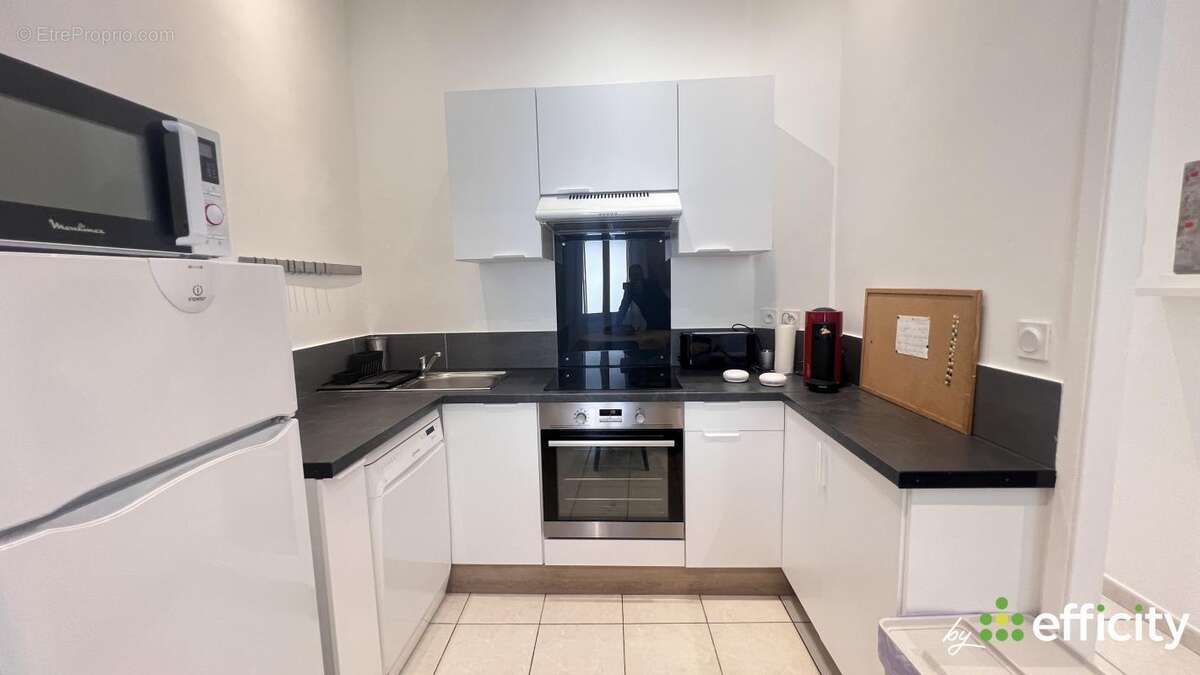 Appartement à MARSEILLE-6E