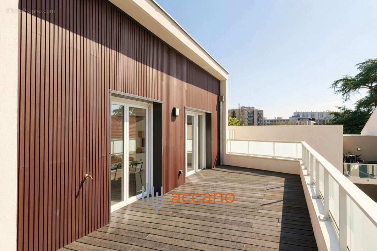 Appartement à CHAMPAGNE-AU-MONT-D'OR