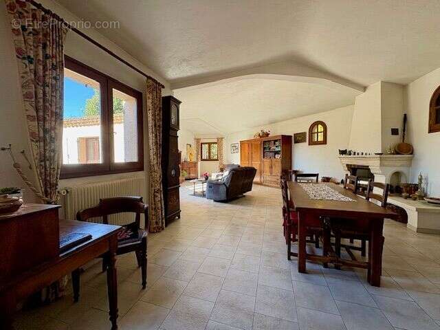 Maison à LA COLLE-SUR-LOUP