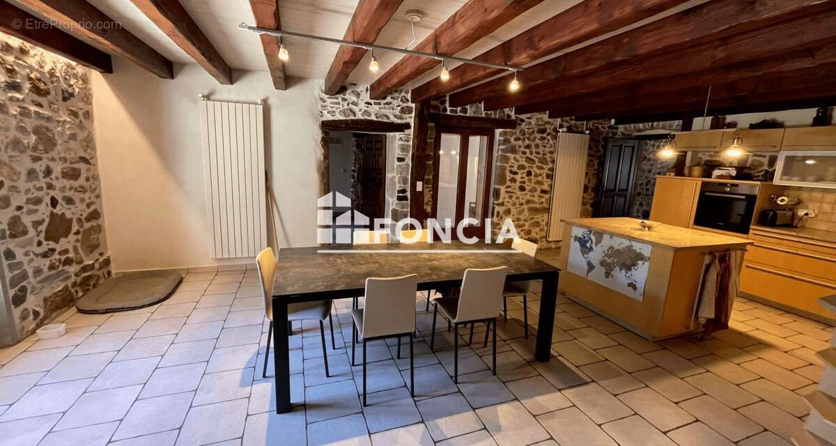 Maison à NEYDENS