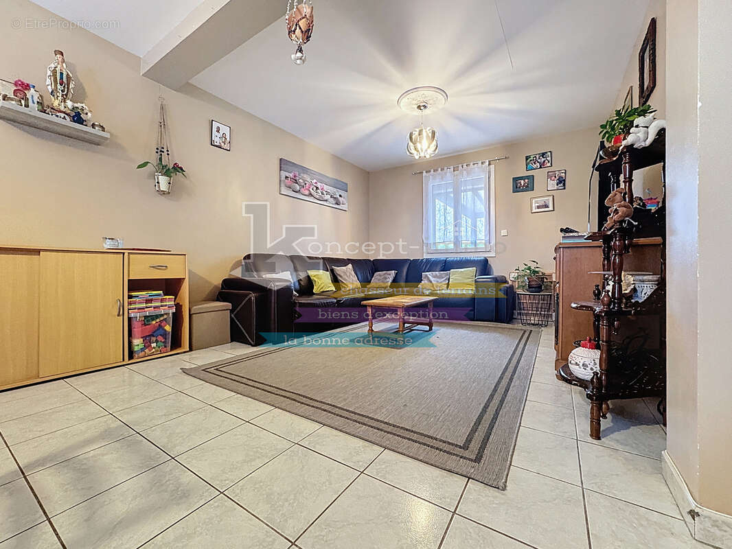 n°2 - Maison à CLERMONT