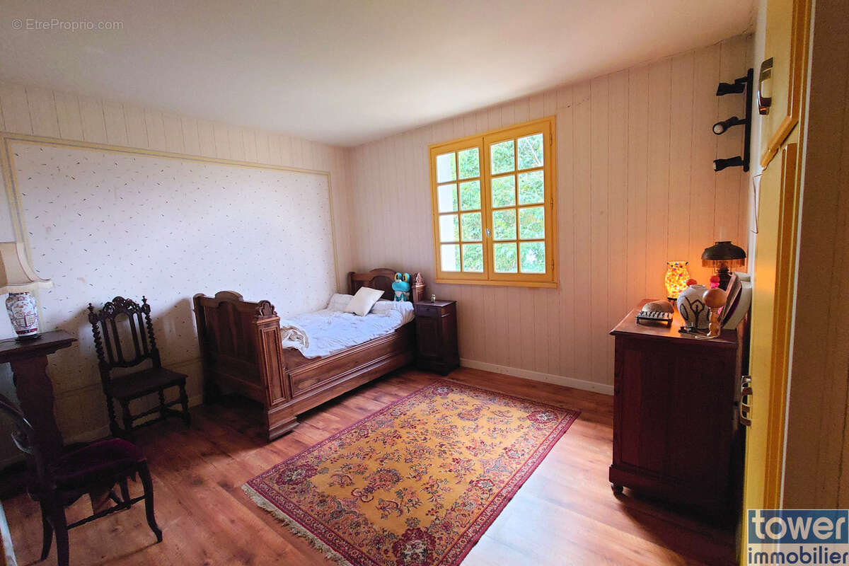 Maison à VILLEFRANCHE-DE-ROUERGUE