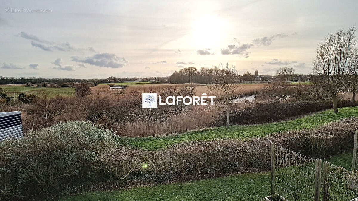 Maison à COURSEULLES-SUR-MER