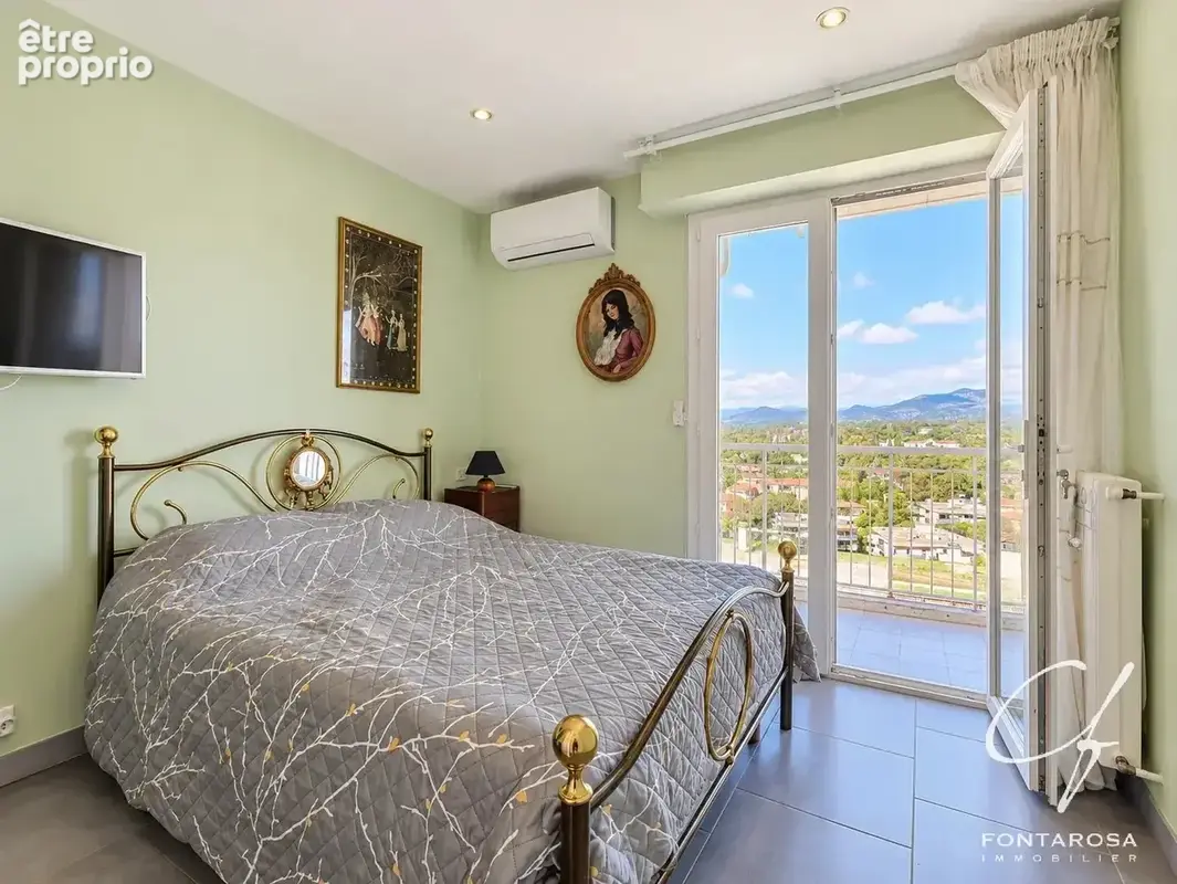 Saint-raphaël appartement– 5 pièces – vue panoramique - garage - cave - photo 10