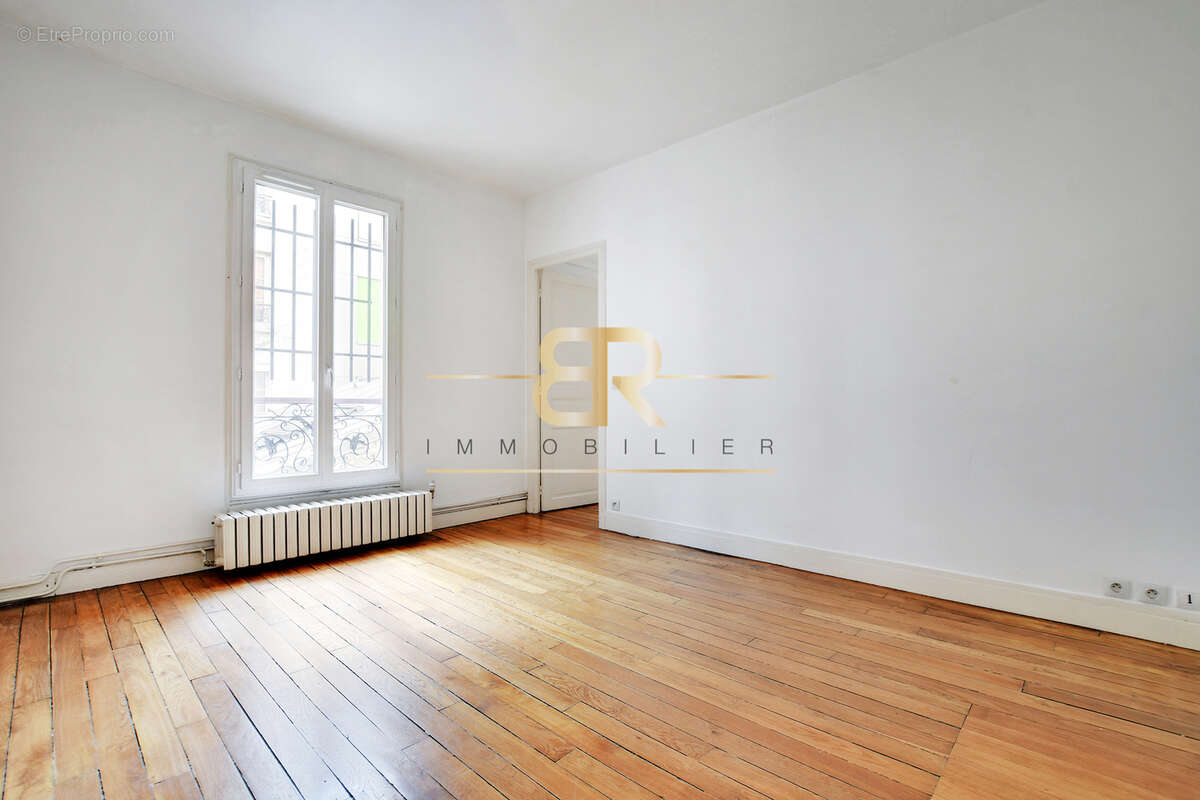 Appartement à PARIS-19E