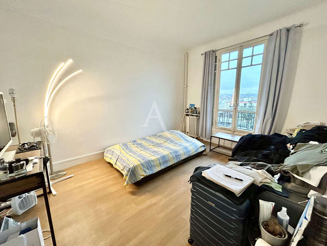 Appartement à ENGHIEN-LES-BAINS