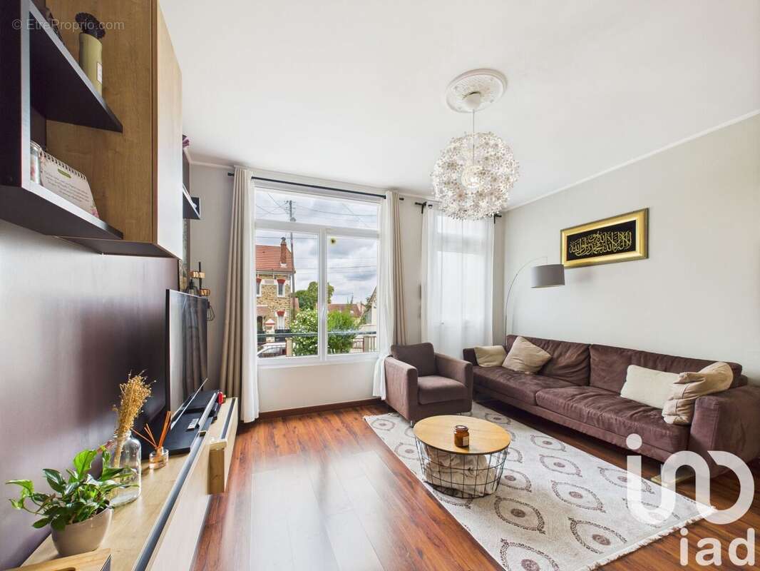 Photo 4 - Maison à RIS-ORANGIS