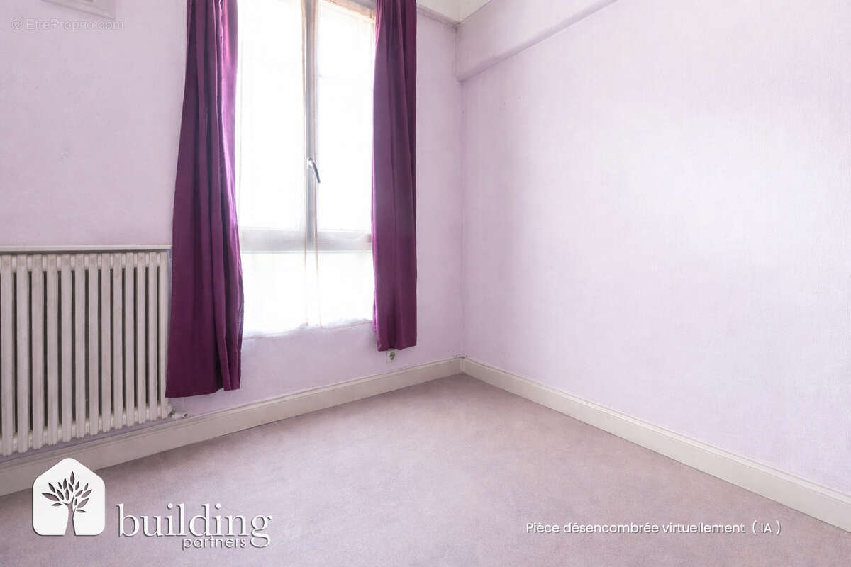 Appartement à COURBEVOIE