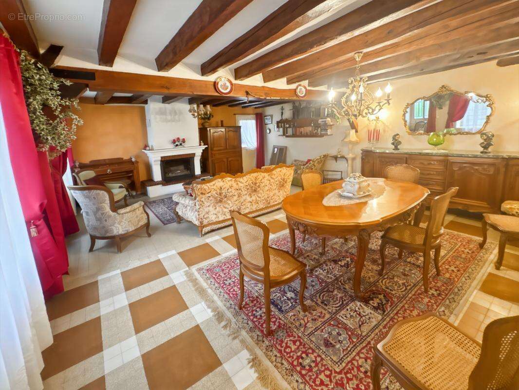 Maison à SAINT-JULIEN-SUR-CHER