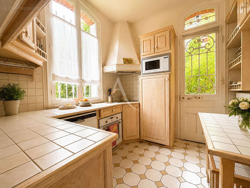 Maison à FONTENAY-SOUS-BOIS