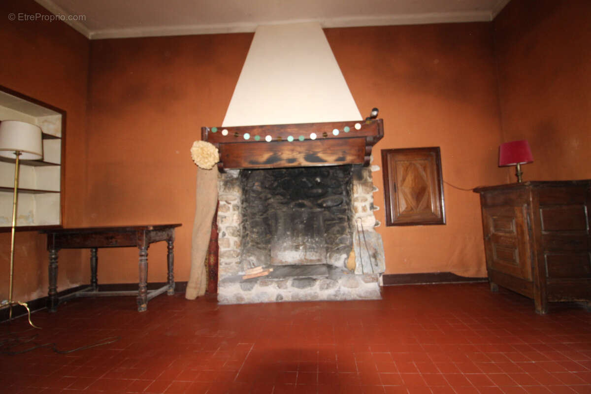 Maison à SAINT-CHRISTOL-LES-ALES