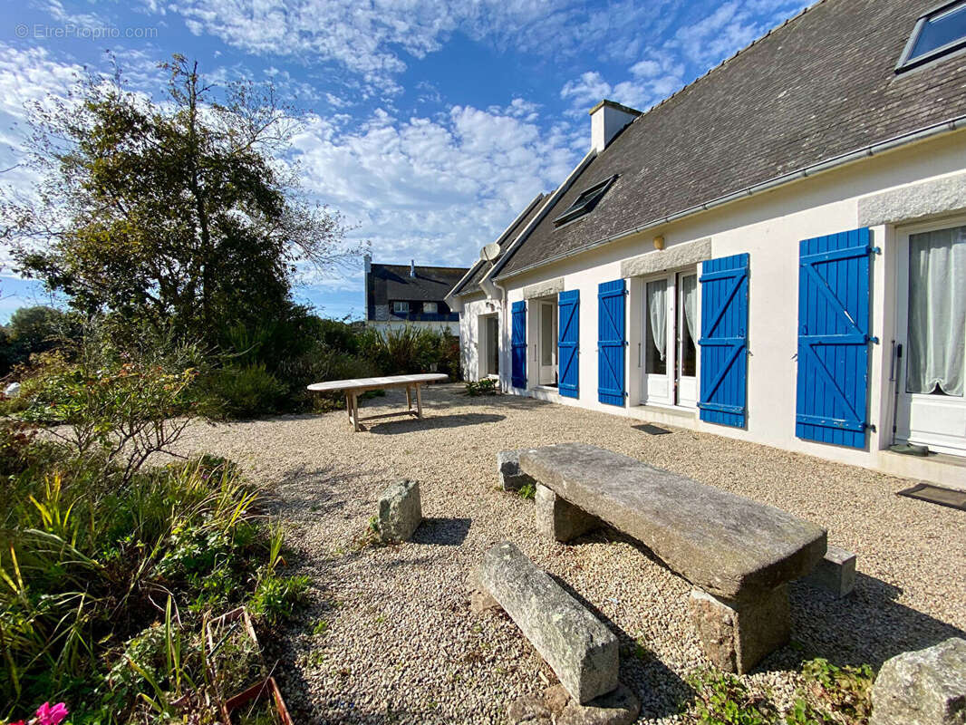 Maison à PLOUGUERNEAU