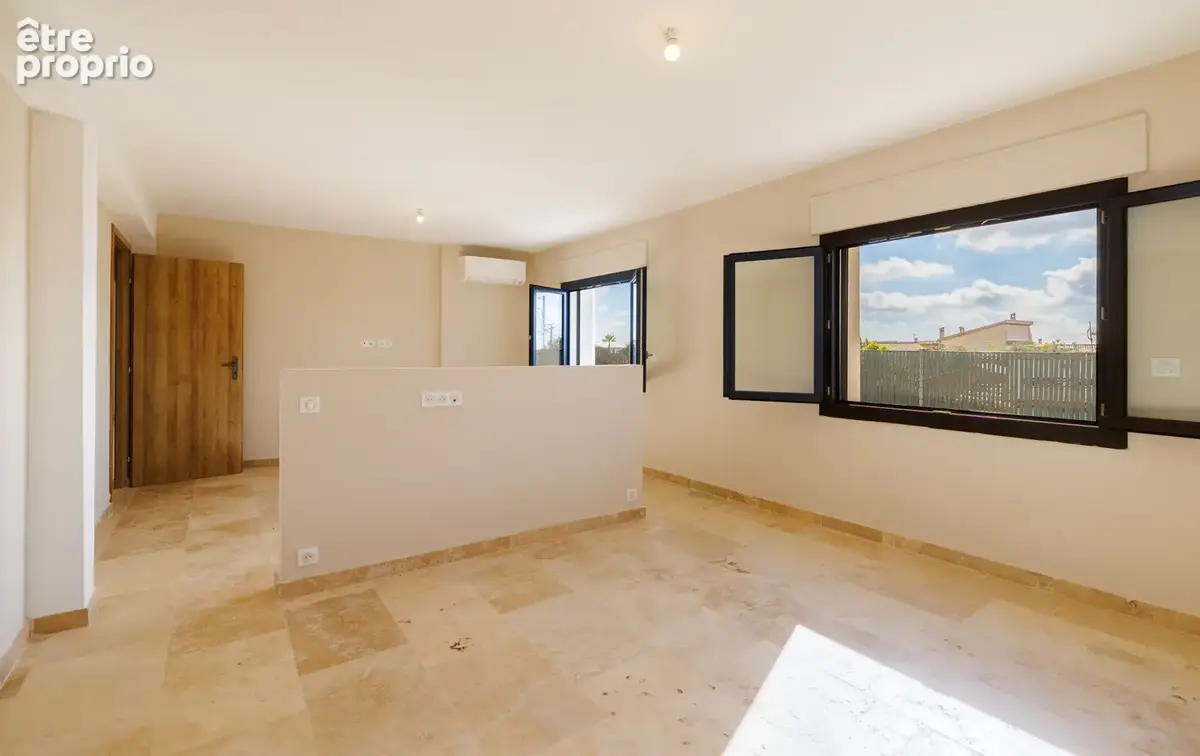 Maison entièrement rénovée avec piscine, à 200 m du village - photo 20