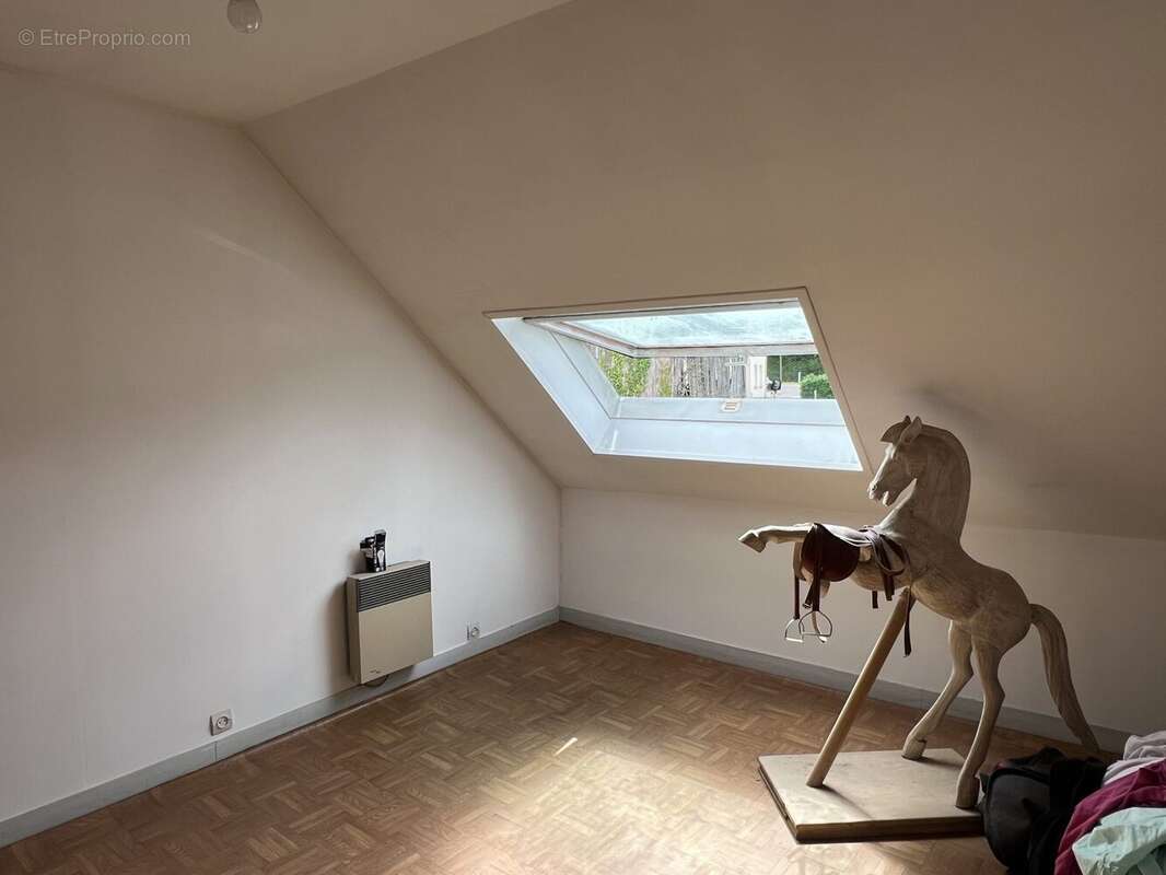 chambre 1 - Maison à LA LANDE-DE-LOUGE