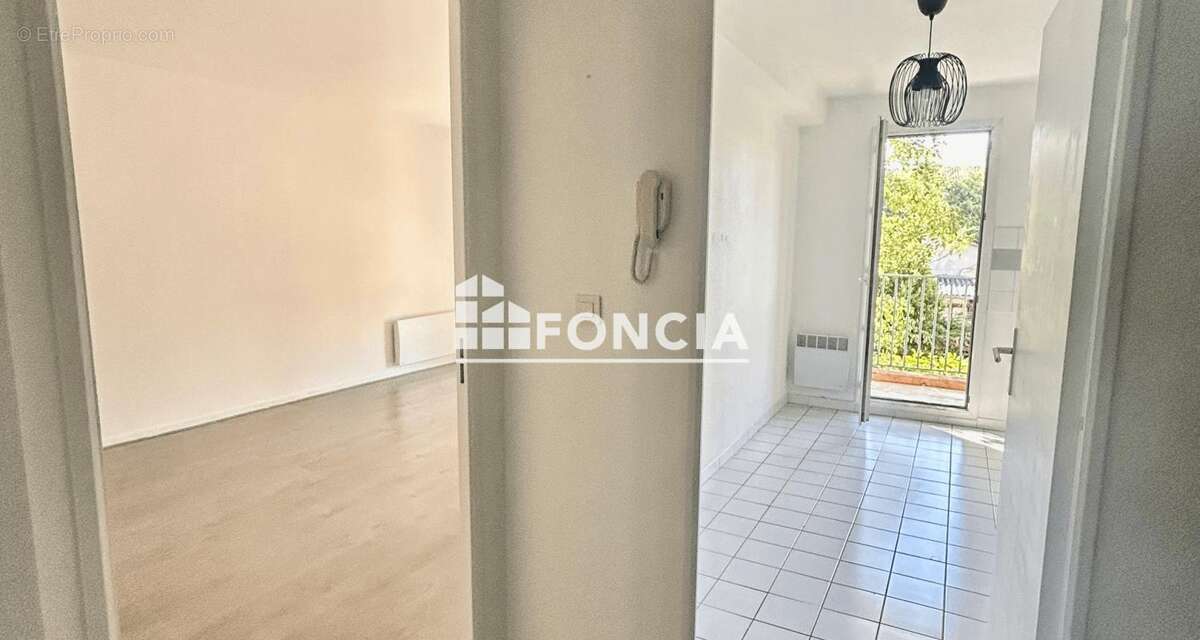 Rare quartier Croix-Daurade, T2 avec terrasse et Garage boxé - photo 6