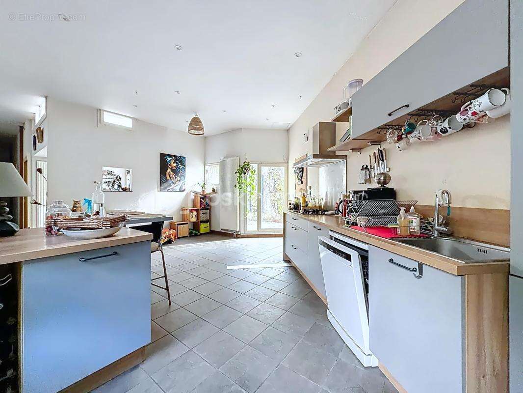 Appartement à SAINT-MARTIN-D&#039;HERES