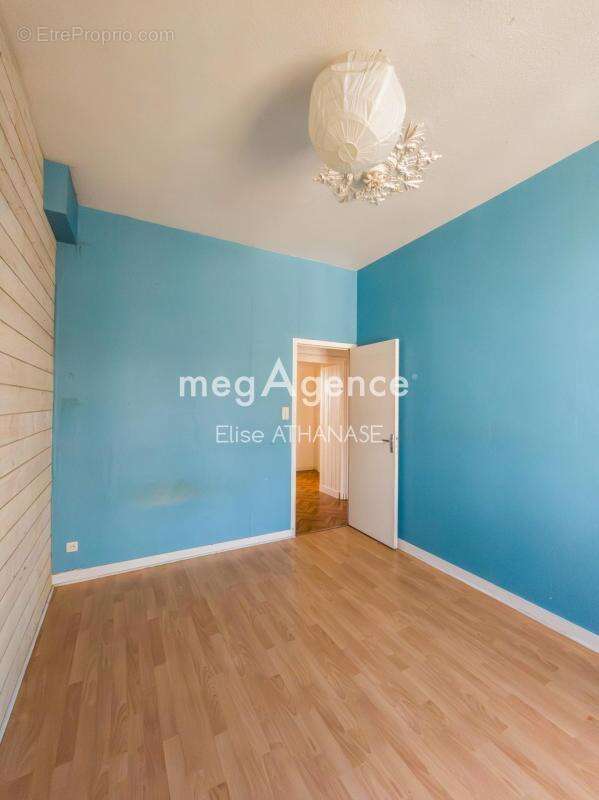 Appartement à FOUGERES