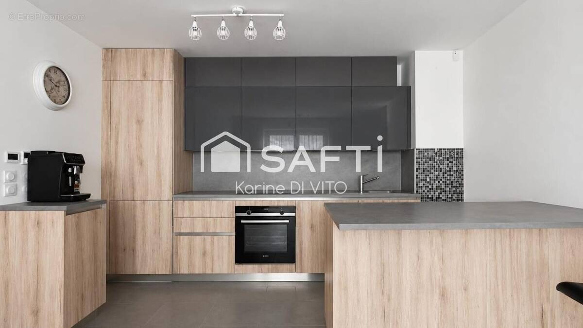Photo 1 - Appartement à FREJUS