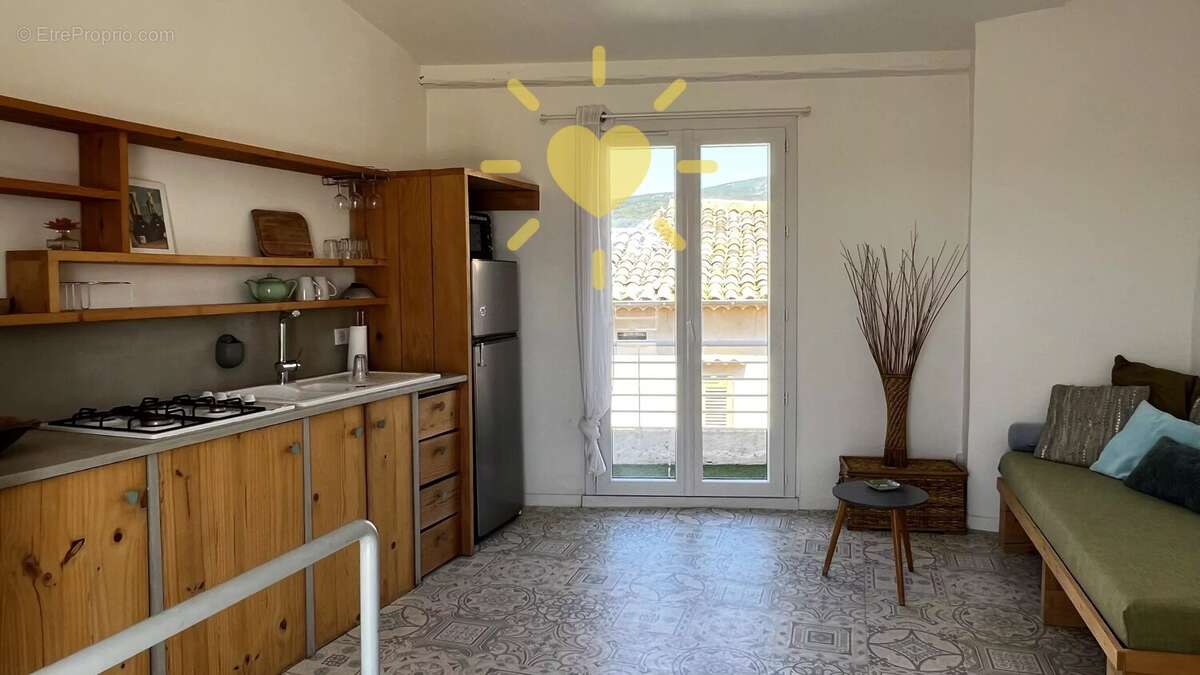 Appartement à CLAVIERS