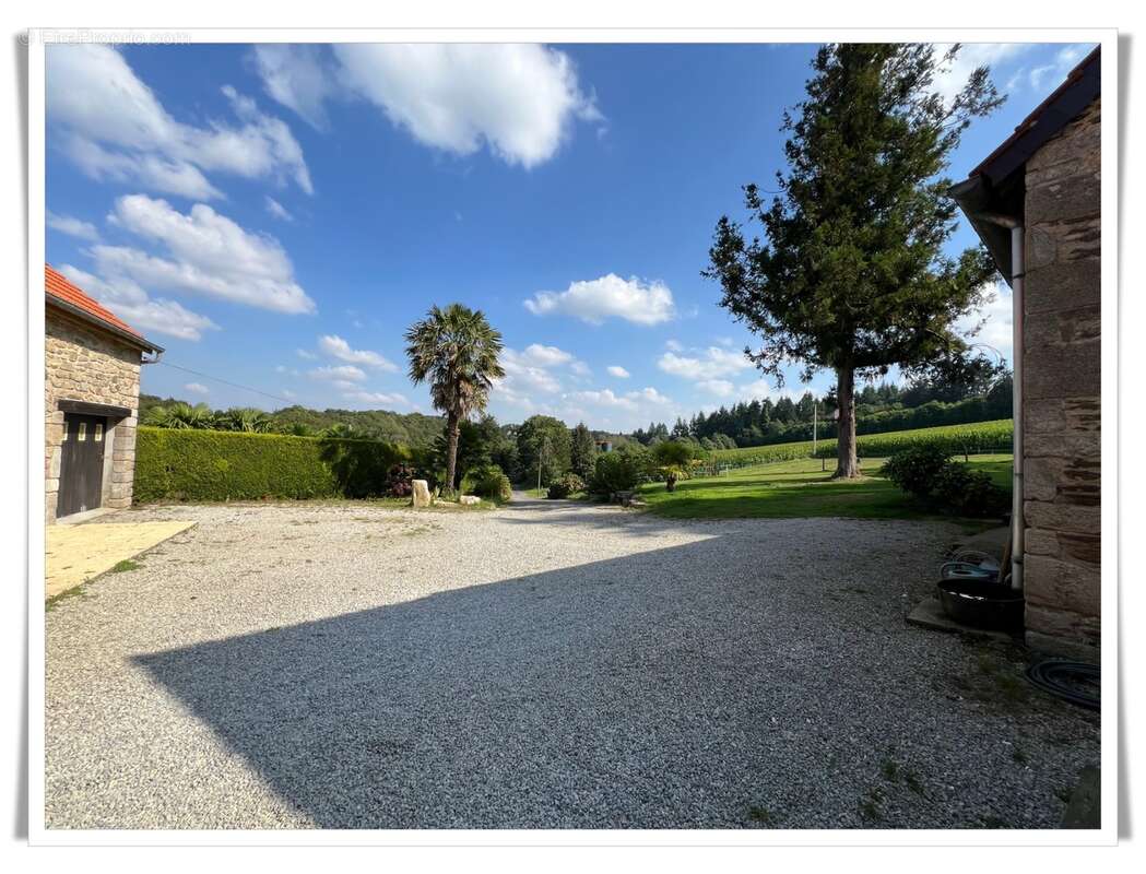 Maison à vendre 6 pièces PLUMELIAU (56) Propriété en pierre au cœur de la nature – Un cadre de vie enchanteur - photo 20