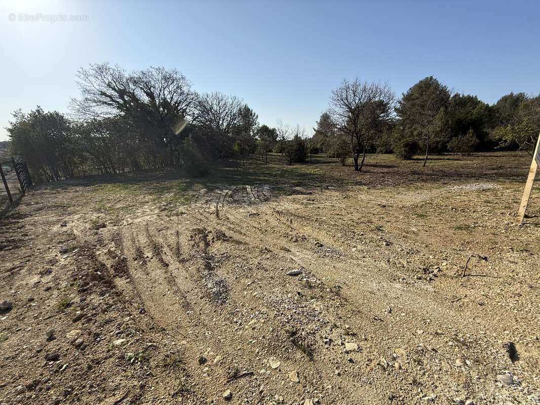 Terrain à ASSAS
