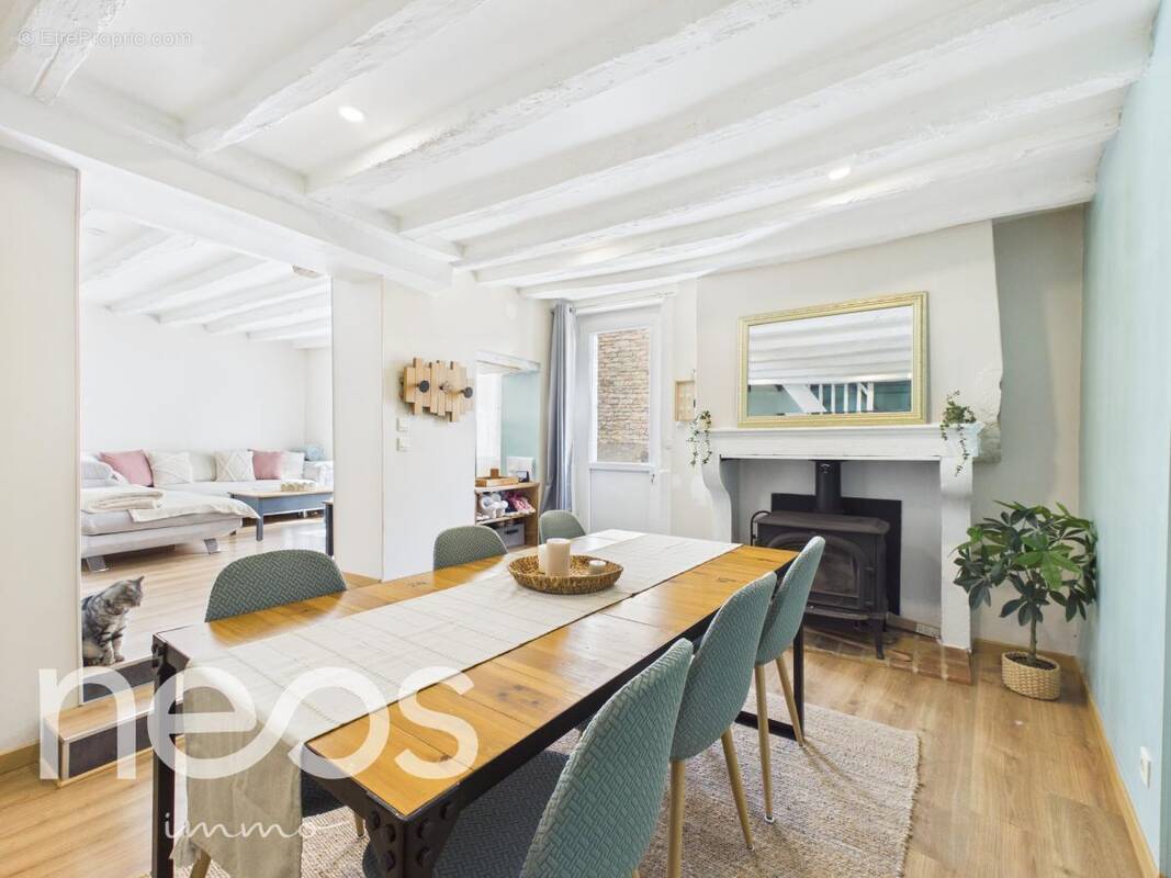 Maison à VELARS-SUR-OUCHE