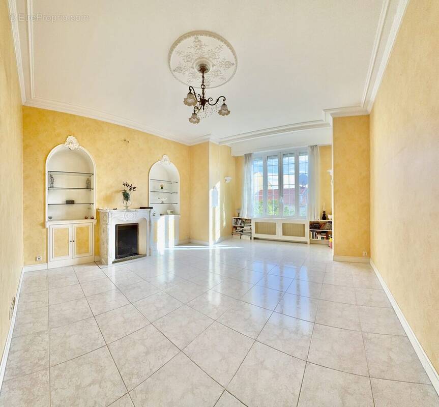 Appartement à BEAUSOLEIL