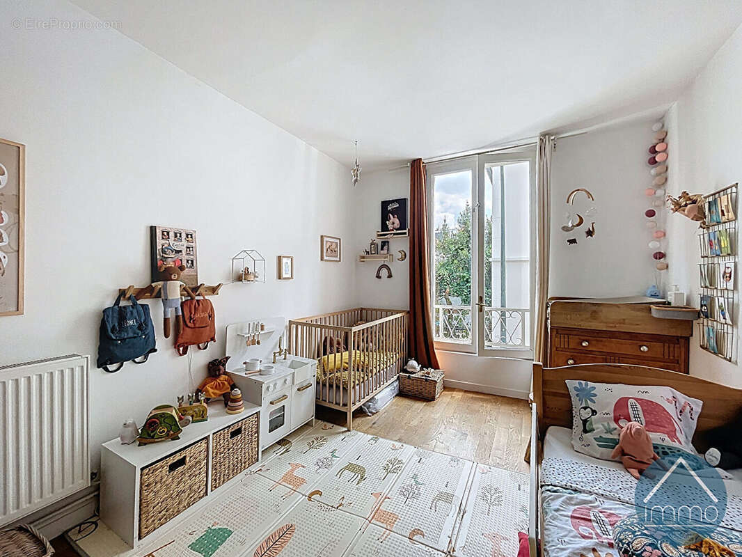 Appartement à ASNIERES-SUR-SEINE