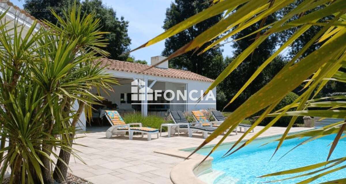 Et si votre prochaine adresse était bien plus qu'une maison à 5 mn du centre ville de Challans - photo 4